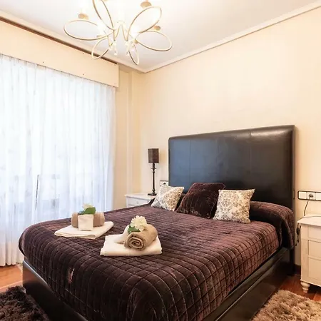 Funi-campo Volantin Apartment Bilbao